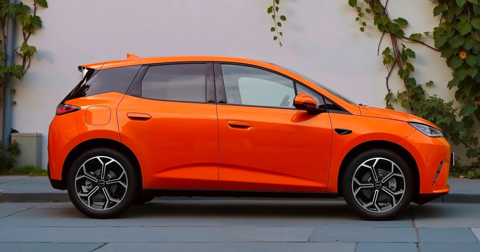 BYD Dolphin G arriveert in Europa als hybride plug-in met 105 km elektrisch bereik voor €18.900