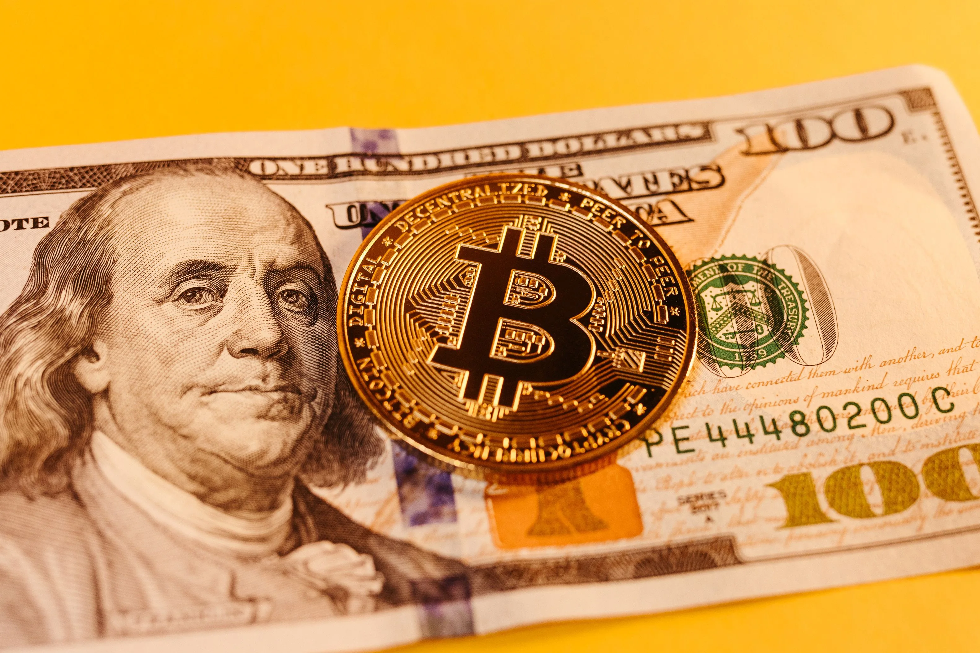 Bitcoin 61.700 Dolara Geriledi: ABD İstihdam Verileri Kripto Piyasasını Sarsıyor